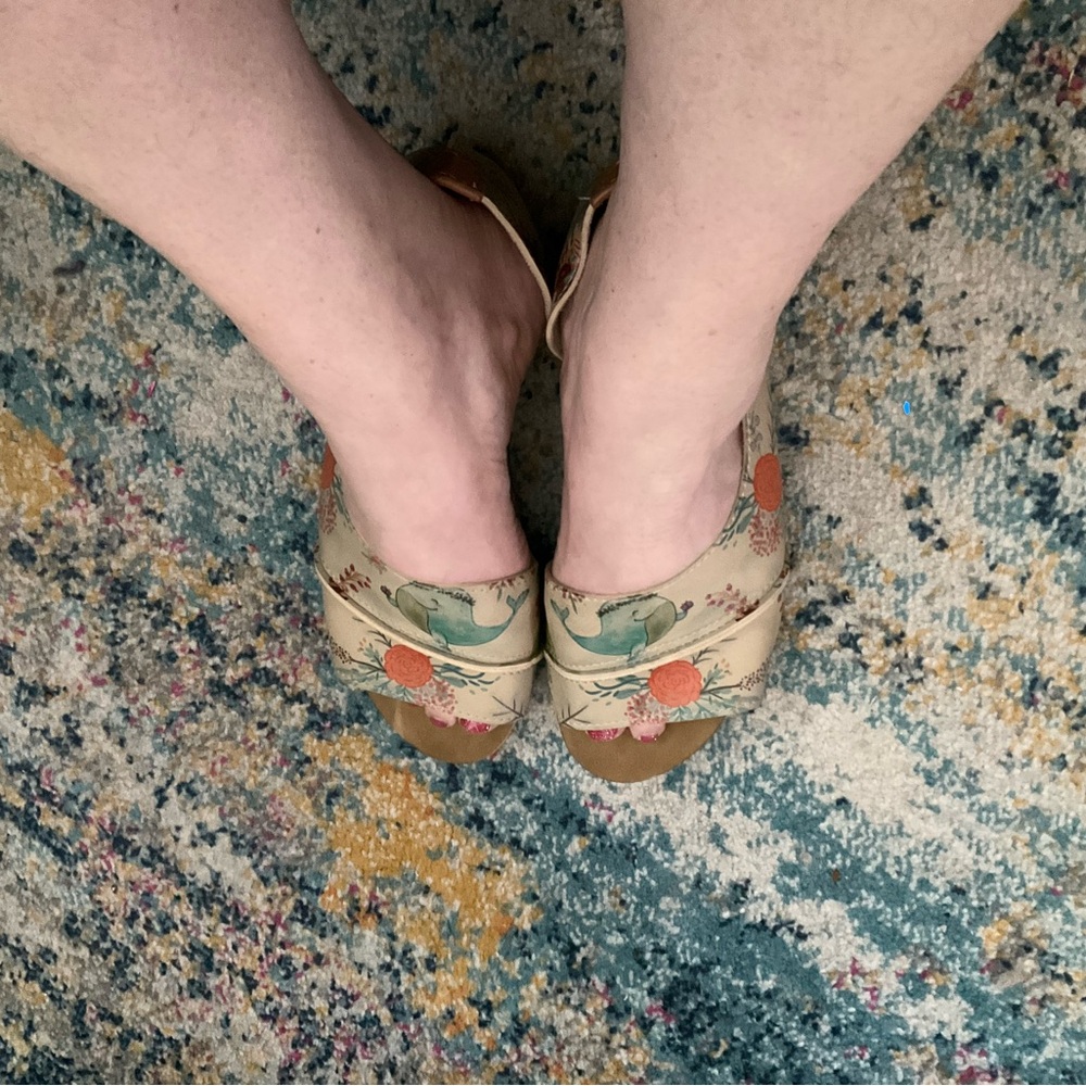 Floral Embroidered Women's Shoes